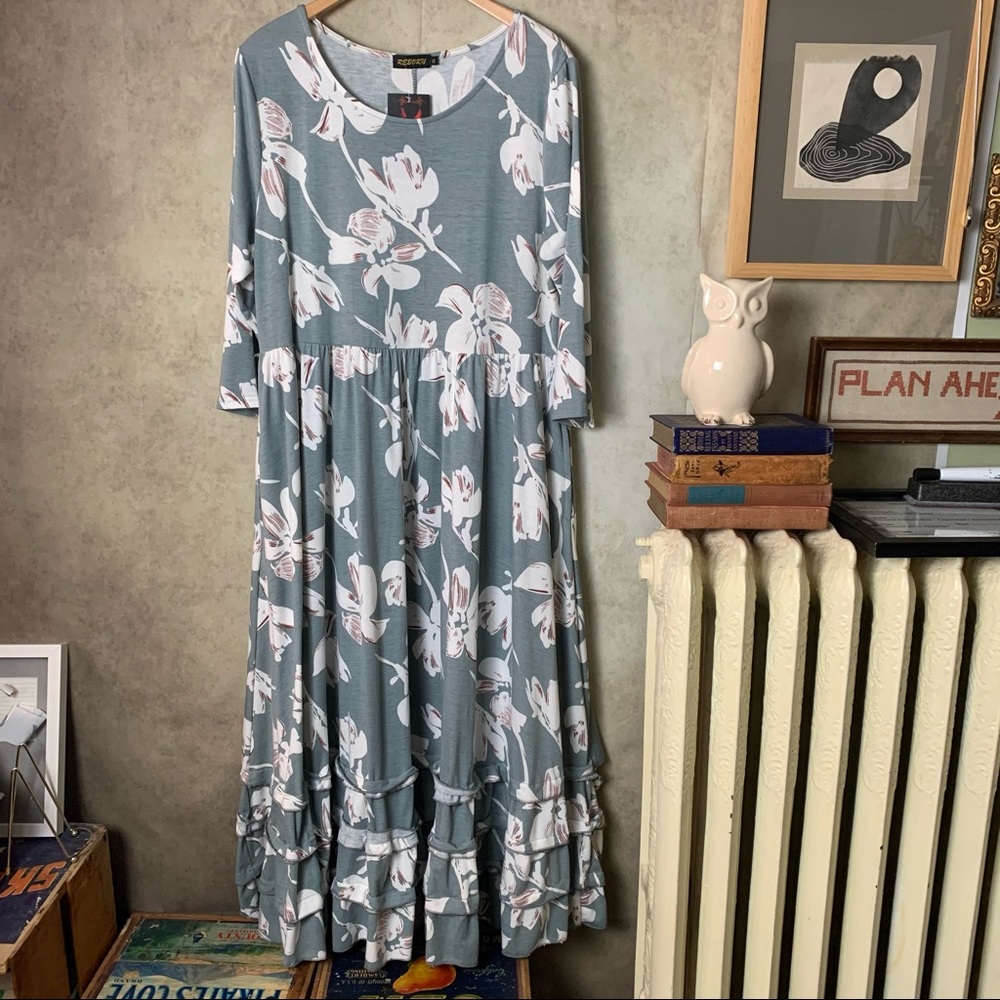 NWT Reborn Ruffled Layer Dress XL